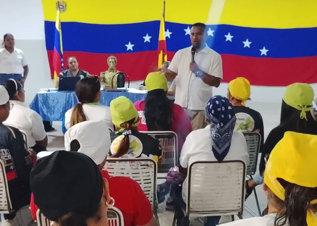 Encuentro para fortalecer la Corporación Nacional Alimentación Escolar